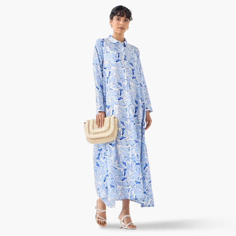 Iconic Iconic Printed Trapeze Maxi Dress with Collar and Long Sleeves