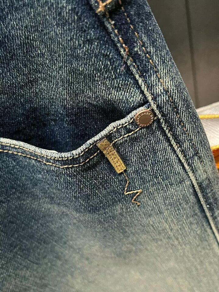 Unisex Classic Denim Jeans Loose Fit Daily Outdoor Wear - Image 5