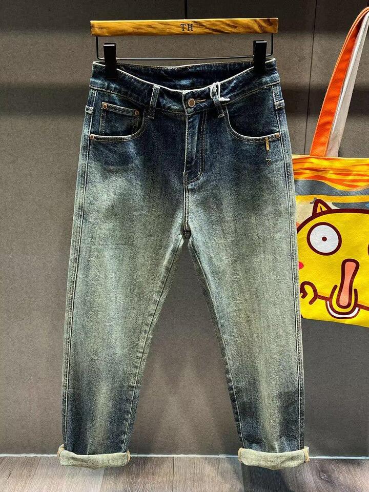 Unisex Classic Denim Jeans Loose Fit Daily Outdoor Wear - Image 3
