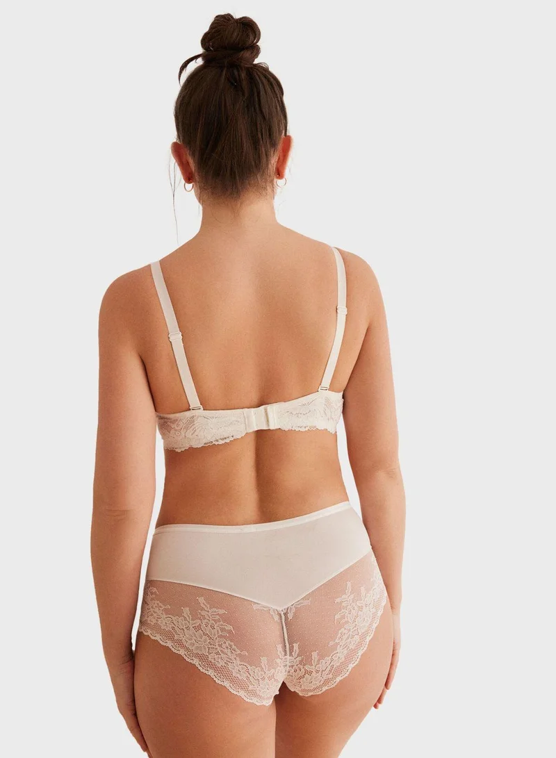 ومن سيكريت High Leg Lace Detail Brief