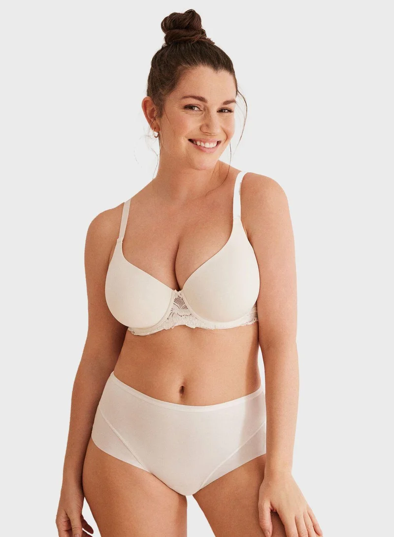 ومن سيكريت High Leg Lace Detail Brief