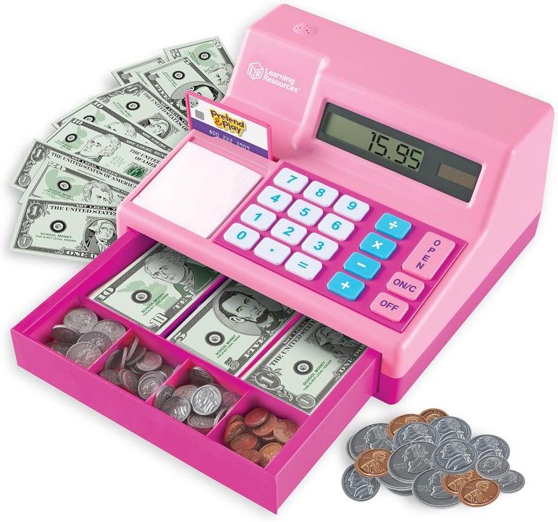 Learning Resources آلة حاسبة وهمية ومرحة - صندوق نقود وردي للأطفال، ألعاب رياضية، متجر بقالة، مهارات حركية دقيقة، أنشطة رياض الأطفال، عملات بلاستيكية للأطفال - Image 1