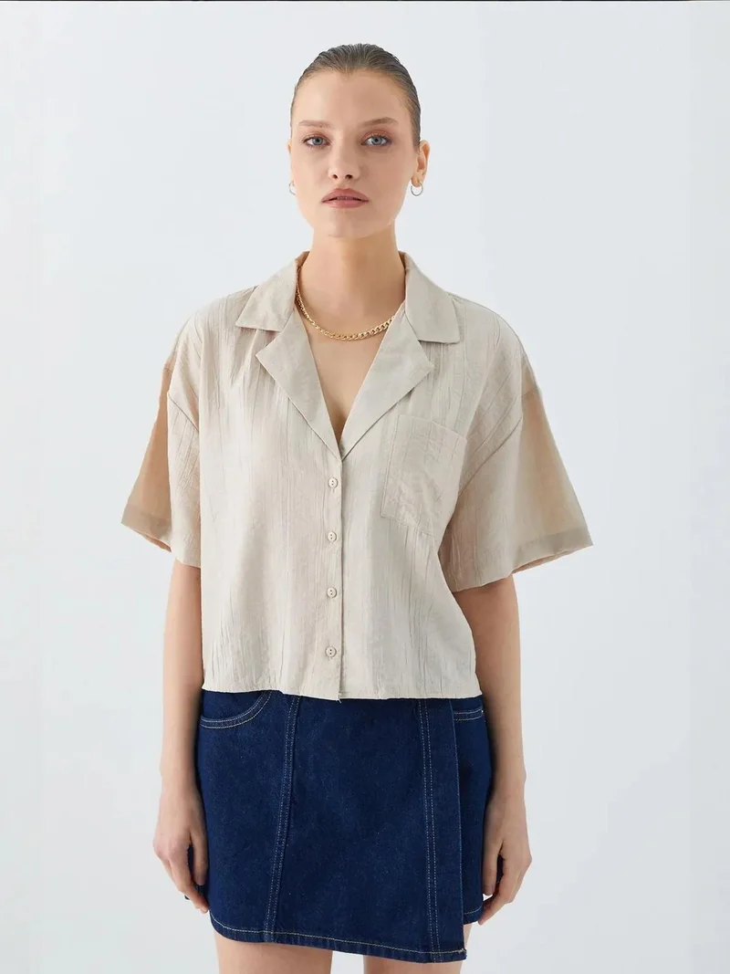 Mixray Loose Fit Button-Up Crop Shirt with Pocket