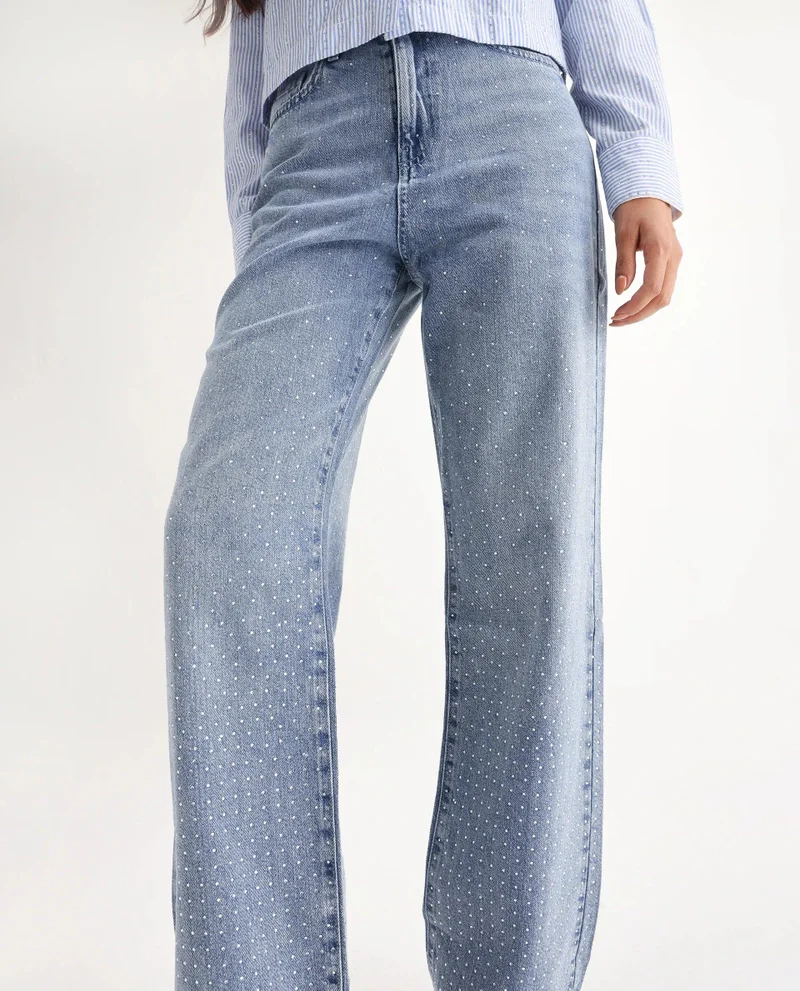 ريريزم Women's Straight Fit Studded Denim