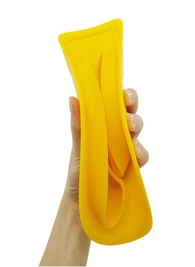 bellanina - Child Friendly Duck Shaped Silicone Plate  Portable BPA Free and Non Slip for Easy Mealtimes - Image 1