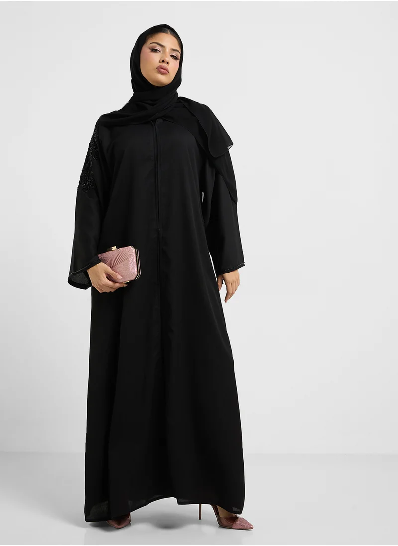 هيا كلوزيت Embellished V-Neck Flared Sleeve Abaya
