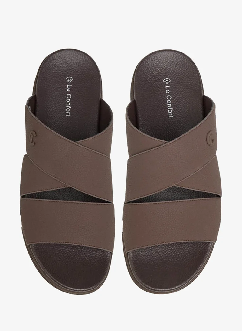لو كونفورت Men Cross Strap Comfort Sandals