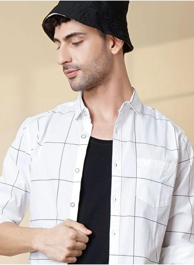 The Indian Garage Co Men Slim Fit Checkered Full Sleeves Spread Collar Casual Shirt