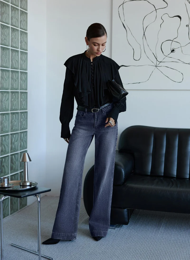 Lichi  Loose jeans with distressed accent on the thighs for Women | Best Price UAE