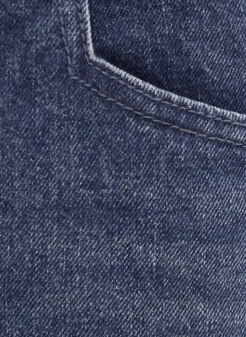 Lichi  Loose jeans with distressed accent on the thighs for Women | Best Price UAE