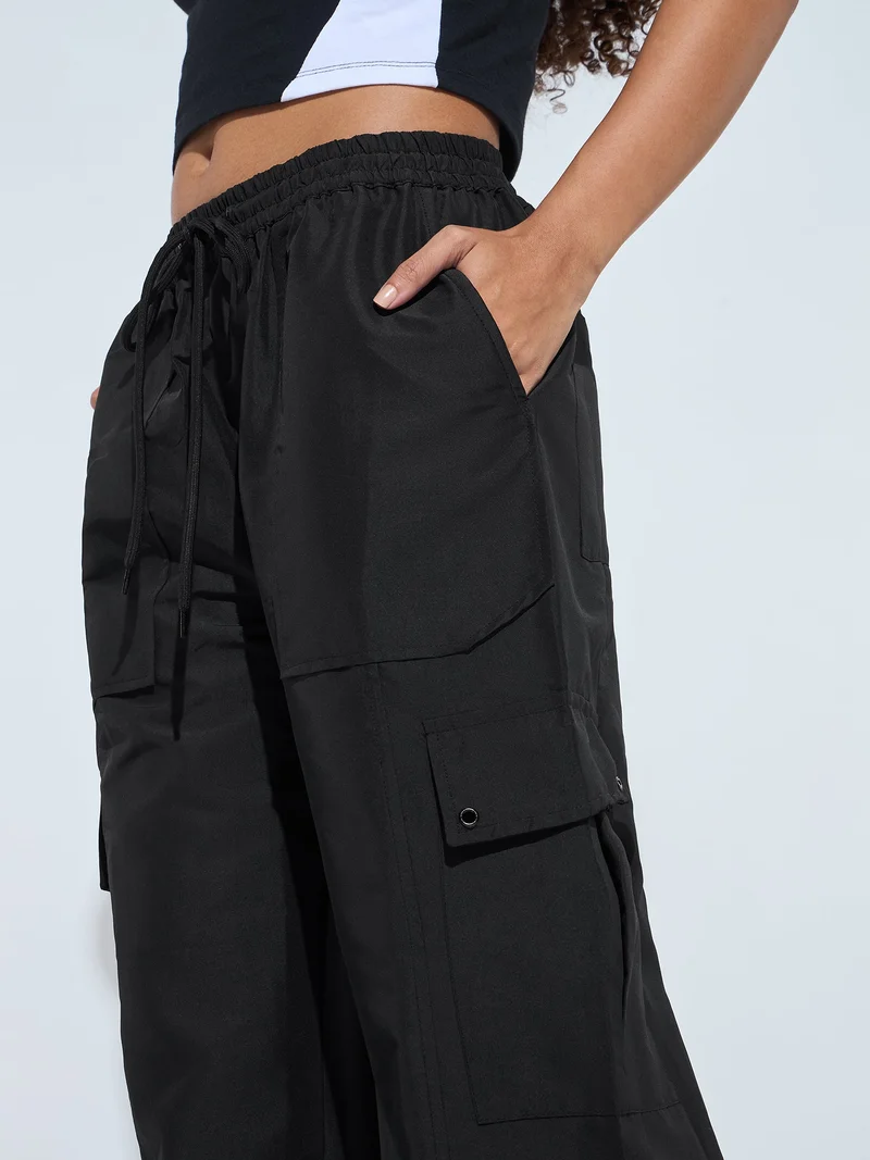Outzidr  Black Baggy Fit Trouser for Women | Best Price UAE