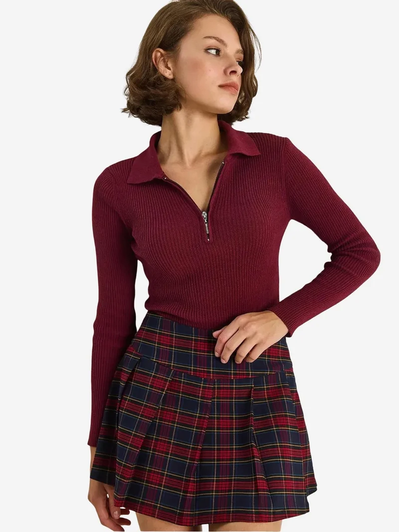 LUCCI Sweater with Zipper Collar