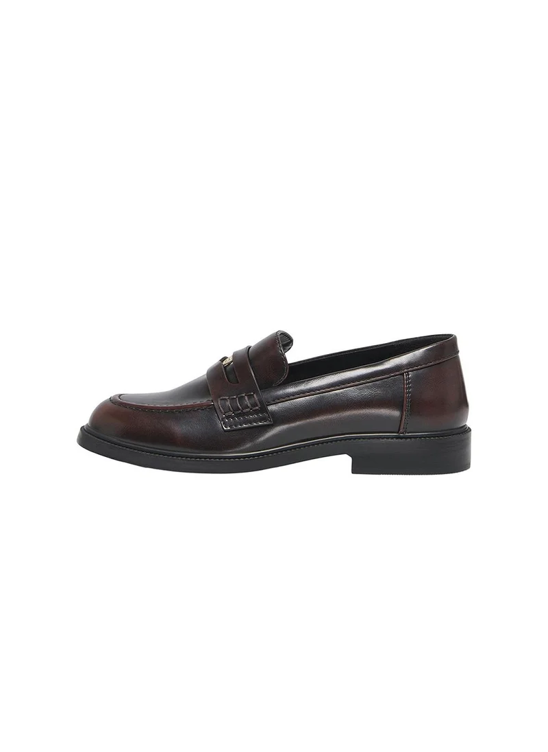 اونلي Women's ONLLUX-12 Button Loafer
