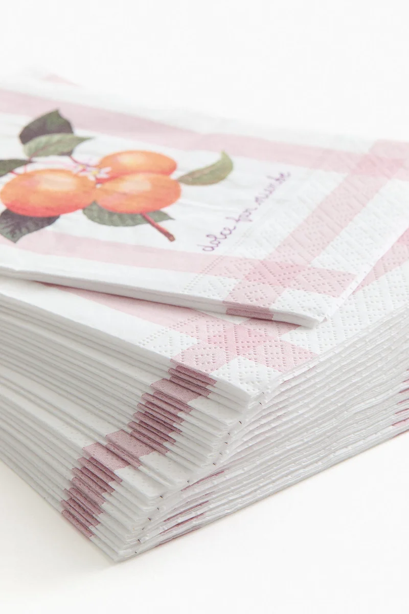 H&M 15-pack paper napkins