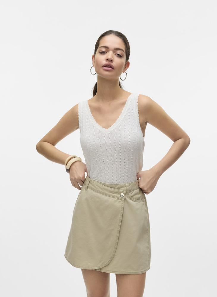 فيرو مودا بلوزة بدون أكمام بياقة على شكل حرف - Image 1