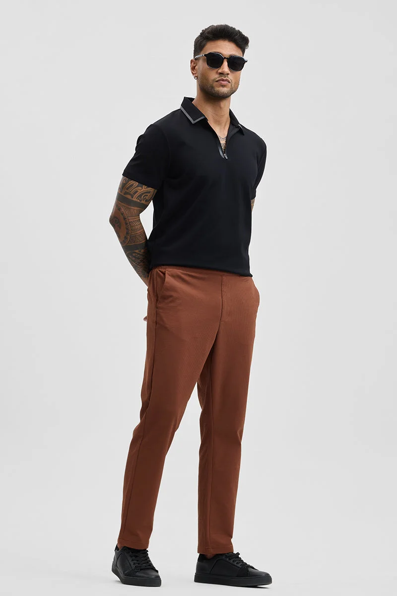 سنيتش Brown Textured Regular Fit Casual Trousers