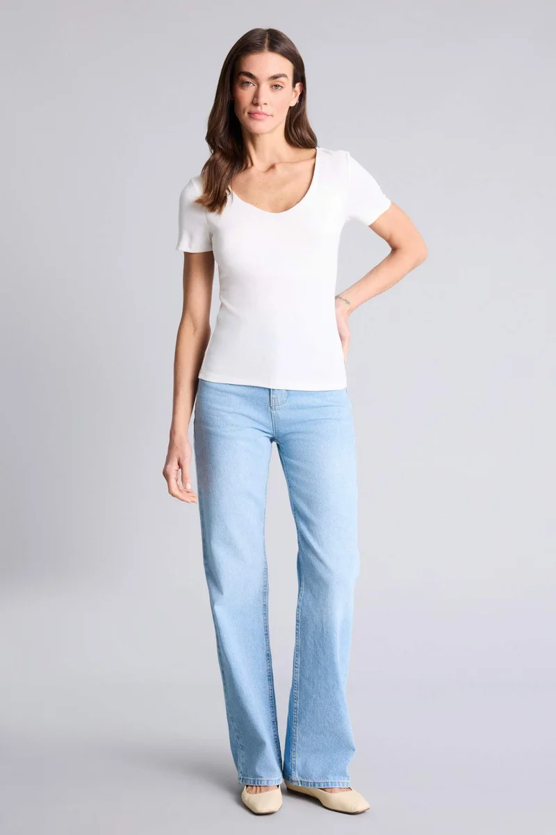 ديفاكتو Slim Fit V-Neck Basic modal Short Sleeve T-Shirt