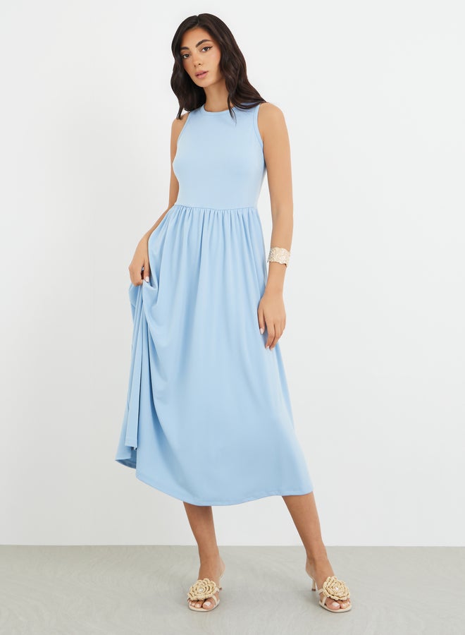 ستايلي فستان ميدي - بخصر مجمع بدون أكمام من - Image 2