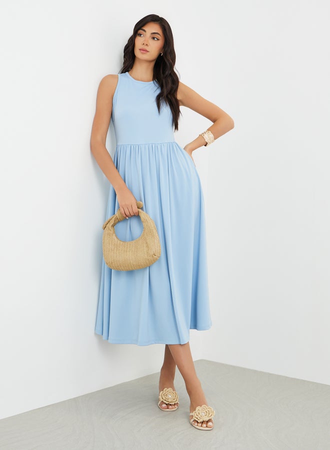 ستايلي فستان ميدي - بخصر مجمع بدون أكمام من - Image 1