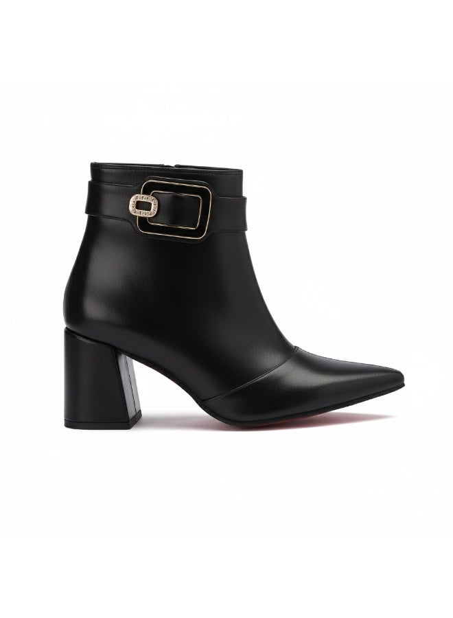 Stylish women's half-boots made of imported leather with a distinctive classic design - Image 4