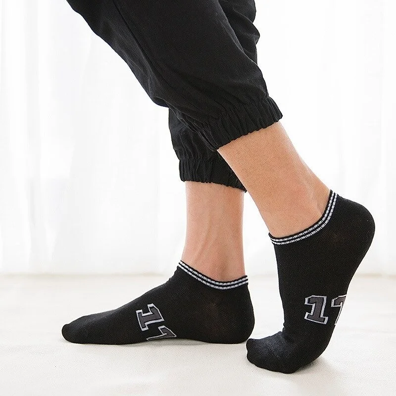 Bgk Unisex 5-Piece Booties Patterned Socks Extra Comfortable