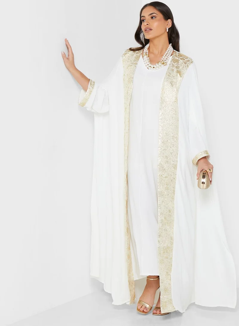 MAISON ARABELLE Cape Sleeve Embroidered Jalabiya