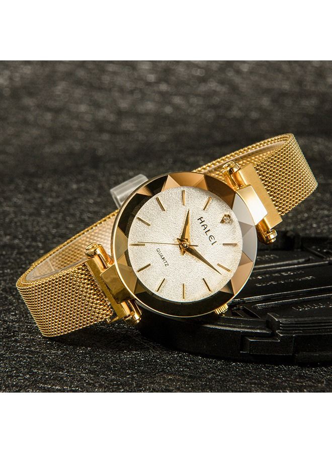 هالي ساعة هالي نسائية ذهبية - ساعة معصم كوارتز بسوار من الفولاذ المقاوم للصدأ - مينا 34 ملم - مقاومة للماء 30 متر - مناسبة للسباحة والغوص السطحي - هدية elegante - Image 2