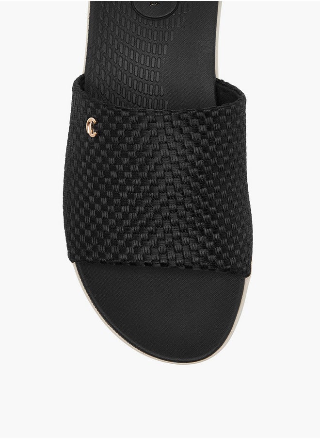 Le Confort Women's Textured Slip-On Sandals  - Image 4