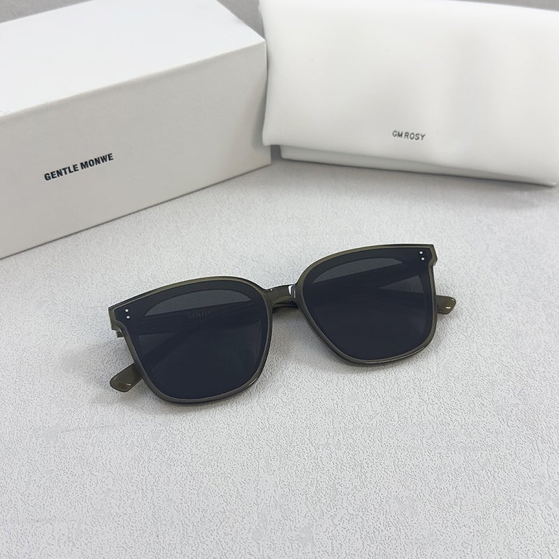 Generic 2022GM Fashionable Retro Unisex Sunglasses Face Slimming LI Sun Glasses BE Black Frame And Lens UV400 Protection for All Seasons Green 
