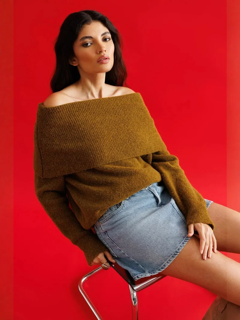 MixRay MIXRAY Loose Fit Ribbed Madonna Collar Sweater