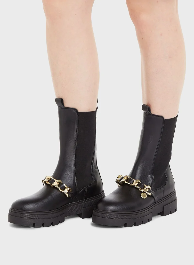 TOMMY HILFIGER Monochromatic Chain Detail Chelsea Boots