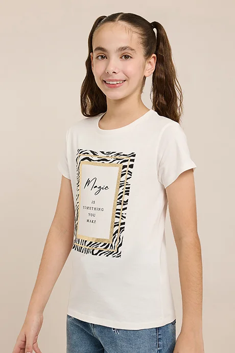 أر أند بي Graphic Print T-Shirt with Crew Neck and Short Sleeves