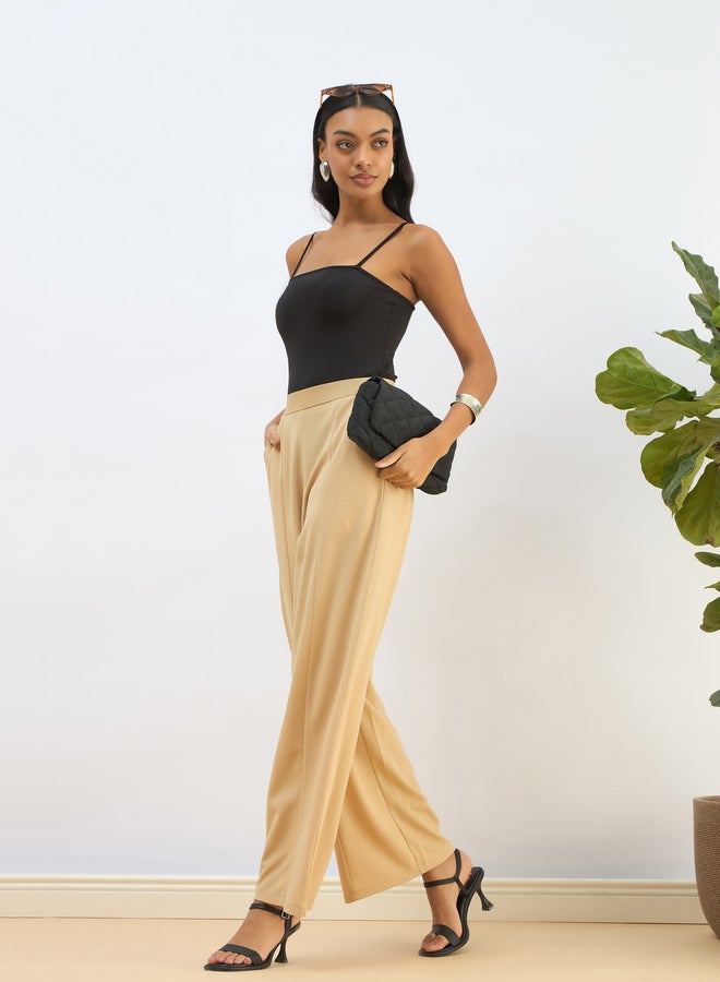 ساسافراس سوت نسائي أسود بحمالات من الكروشيه - Image 2