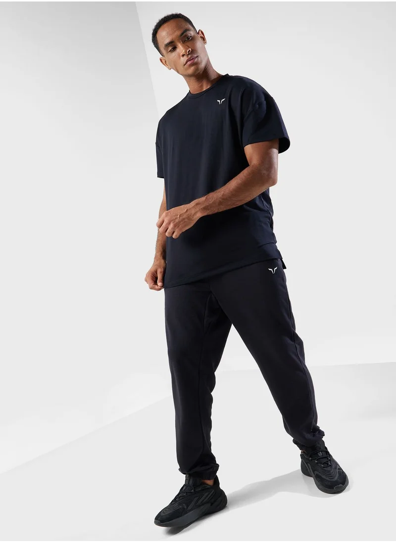 SQUATWOLF Essential Oversized Fit T-Shirt