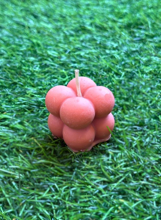 جويوهام | شموع فقاعية ملونة معطرة فاخرة | عبوة من 6 قطع (قطعتان من كل نوع - فراولة وردية، شاطئ أزرق، برتقال خوخي) - Image 4