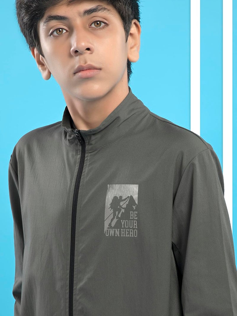 TECHNOSPORT Boy's Slim Fit Graphic Print Zipper Jacket With SPF50+, Quick Dry for Regular Use - (BJB164BTE_Beetle_7-8 years) - Image 3