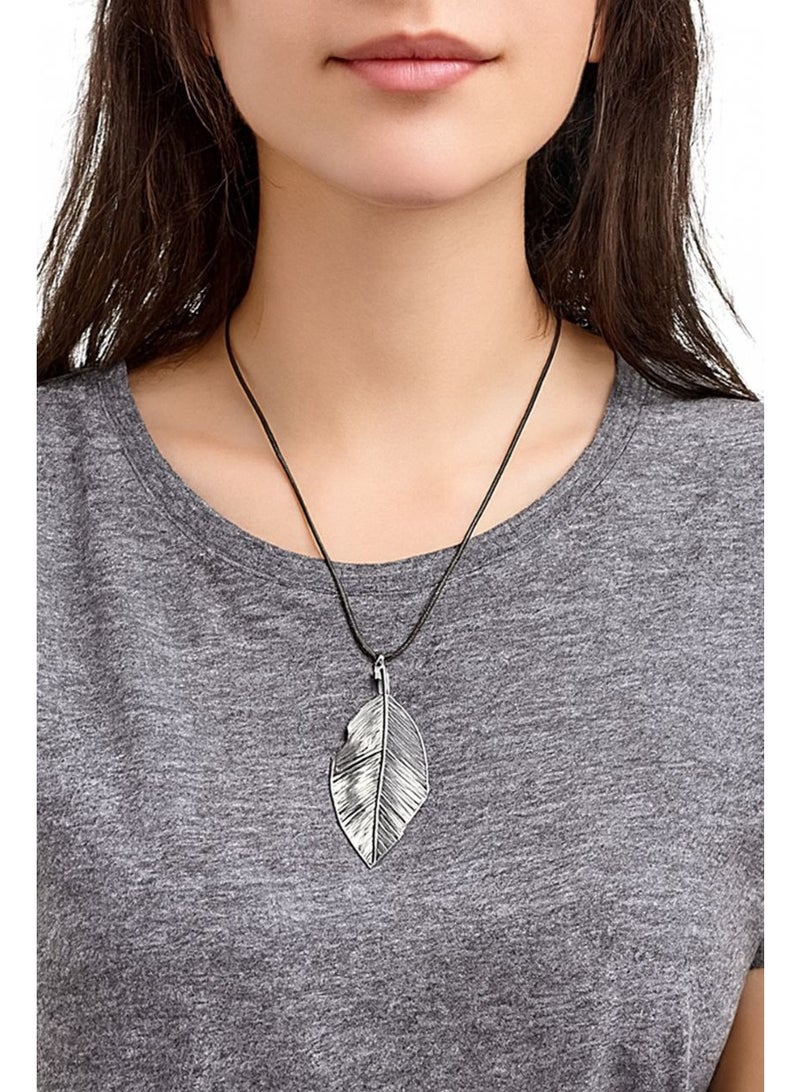 Black chain Necklace with Feather Pendant - Image 2