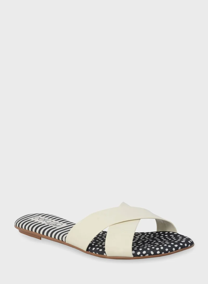 Beira Rio Cross Strap Flat Sandals