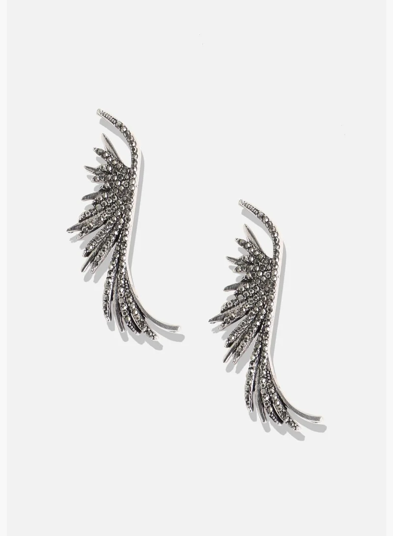 SOHI Silver Plated Designer Stone Party Wear Drop Earring For Women