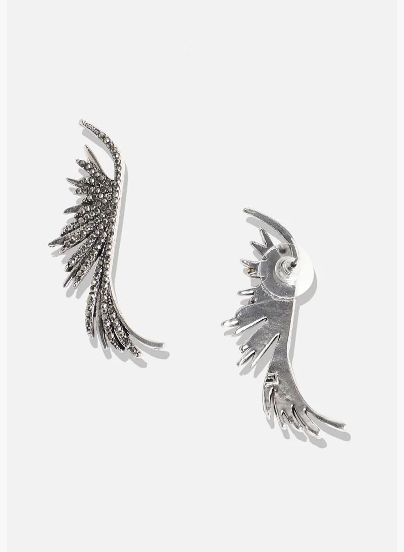SOHI Silver Plated Designer Stone Party Wear Drop Earring For Women