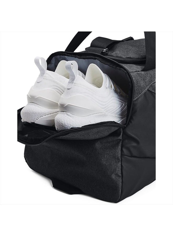 UNDER ARMOUR حقيبة دافل Undeniable 5.0 للجنسين - للبالغين، لون أسود متوسط، هيذر (002)/ذهبي معدني، مقاس صغير - Image 3