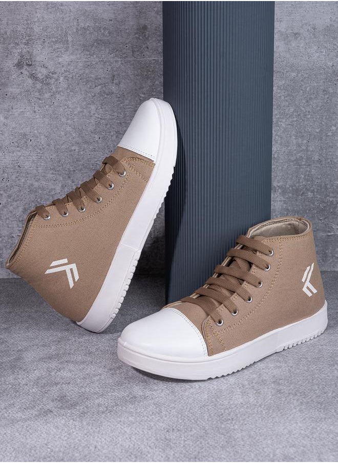 High Top Graphic Print Lace Up Sneakers - pzsku/ZCB1B841B1E7F82CD821DZ/45/1741033777/e414b046-fecb-44d1-8f07-f611407b945c