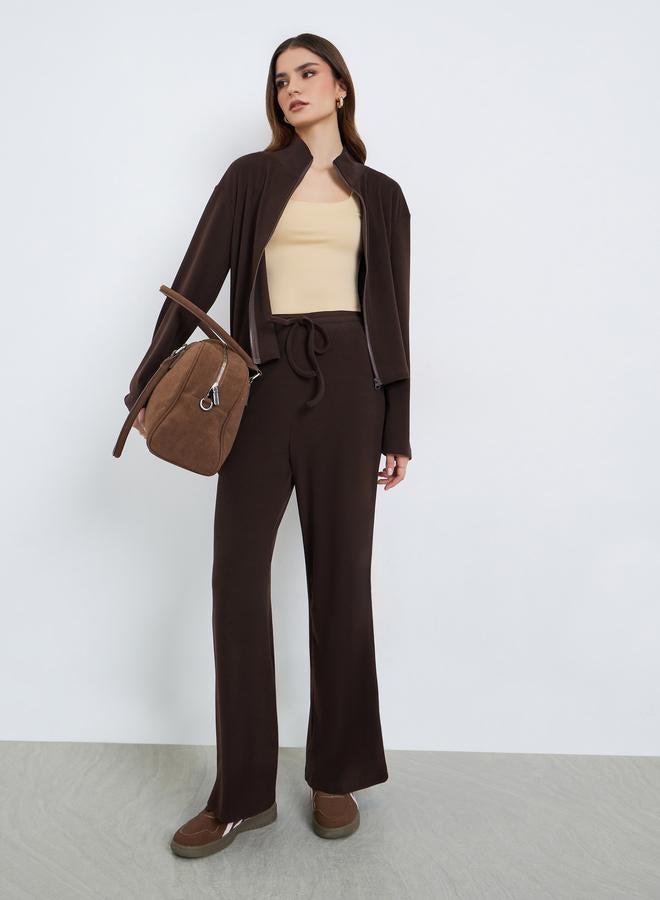 ستايلي طقم منسق من جاكيت بسحاب بتفاصيل محبوكة وبنطال - Image 1