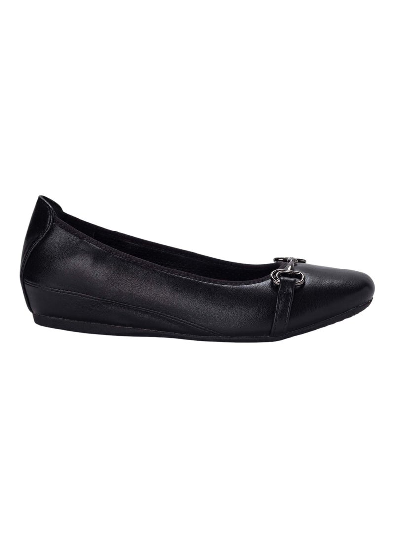 Bata Casual Flat Ballerinas  - Image 1