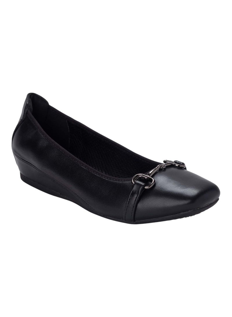 Bata Casual Flat Ballerinas  - Image 3