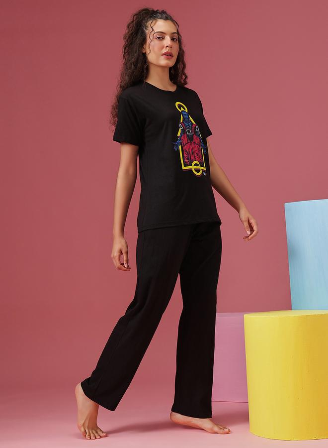 Clovia Cotton Graphic Print T-Shirt and Pyjama Set - Image 3