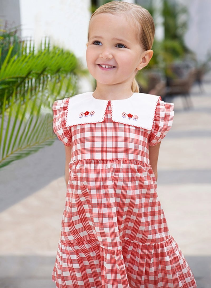 Dave & Bella Girls Cotton Gingham Dress with Embroidered Collar - Image 1