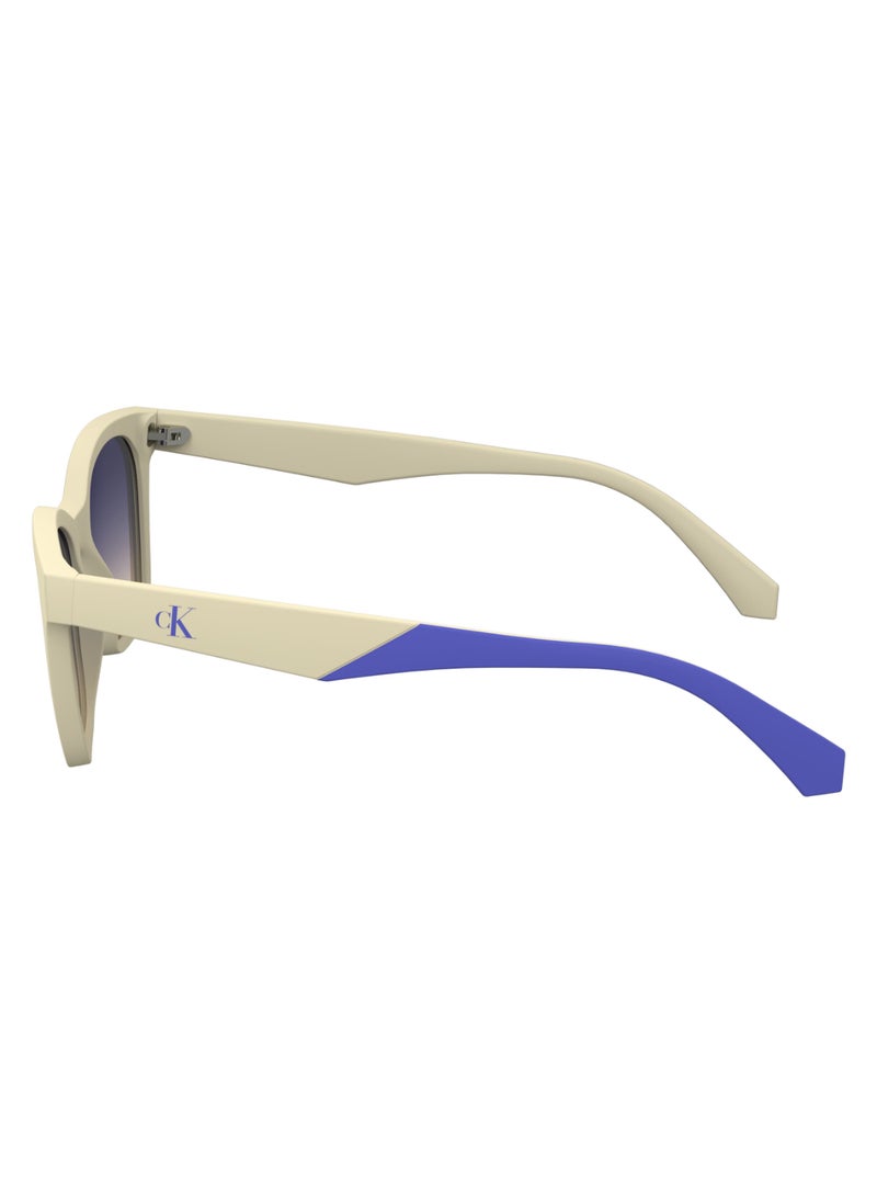 Calvin Klein Jeans FULL RIM BIO INJ-G820 INJECTED CALVIN KLEIN JEANS SUN CKJ24303S 4717 (100) IVORY  - Image 4