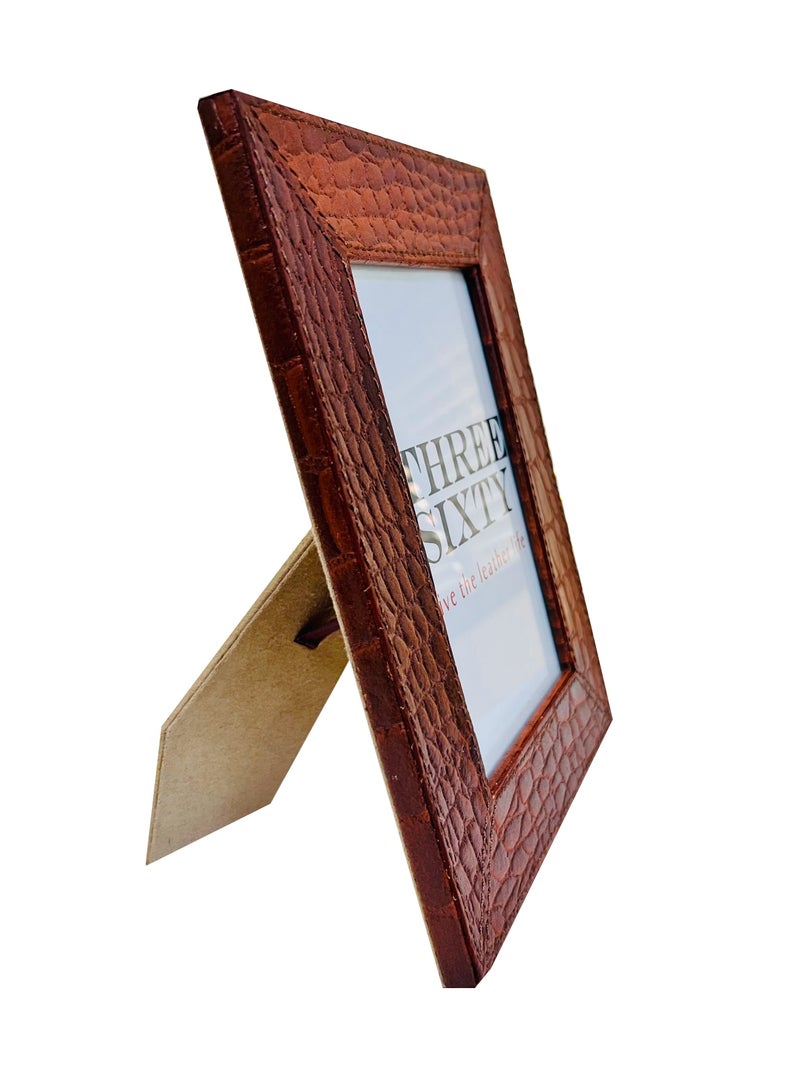 THREE SIXTY Tabletop Leather Photo Frame - Image 2