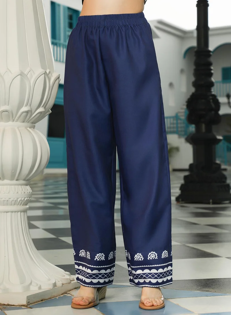 QISSA Women's Indigo Blue Indie Flora Lined-Imprint Kurta Set For Ethnic Wear | Spread Collar Quarter Sleeve | Floral Placement Print Plain Fabric | 2 Piece Kurta Set Designed For Casual & Daily Wear